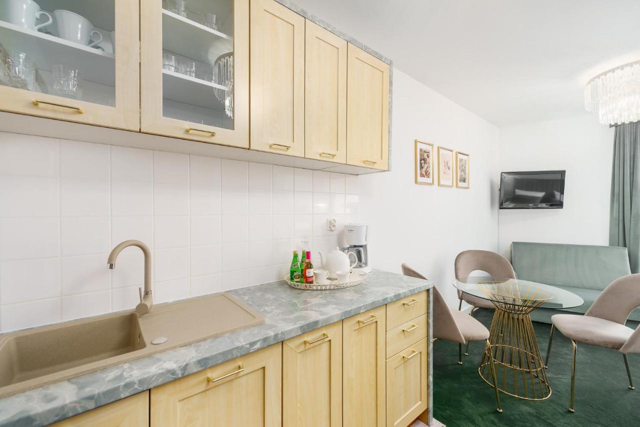 Apartament Emerald Sea 250 M Do Morza 코워브제크 외부 사진